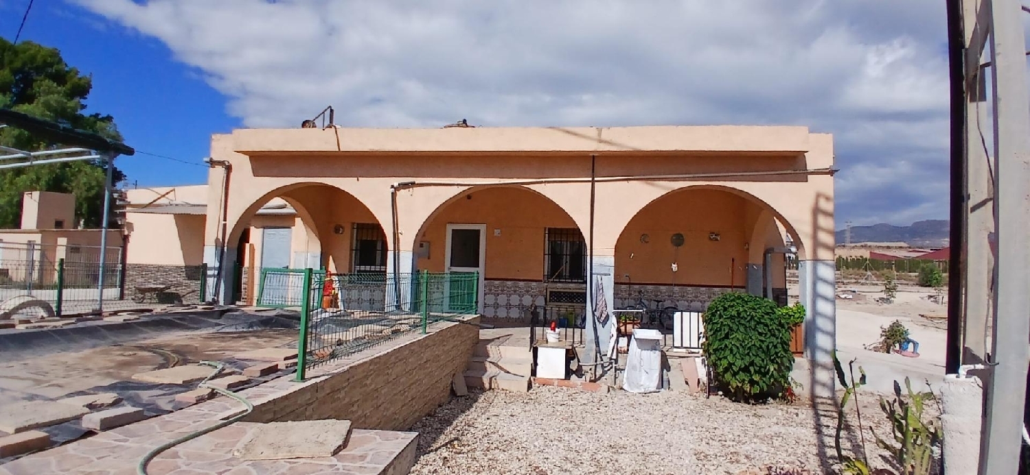 till salu villa Agost Alacantí 4