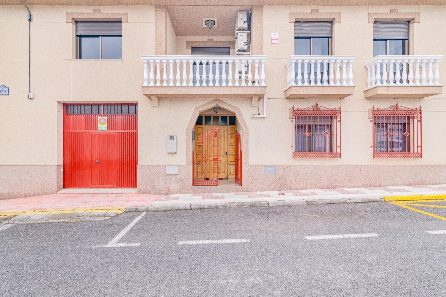  te koop villa Barrio De Granada Alacantí 1