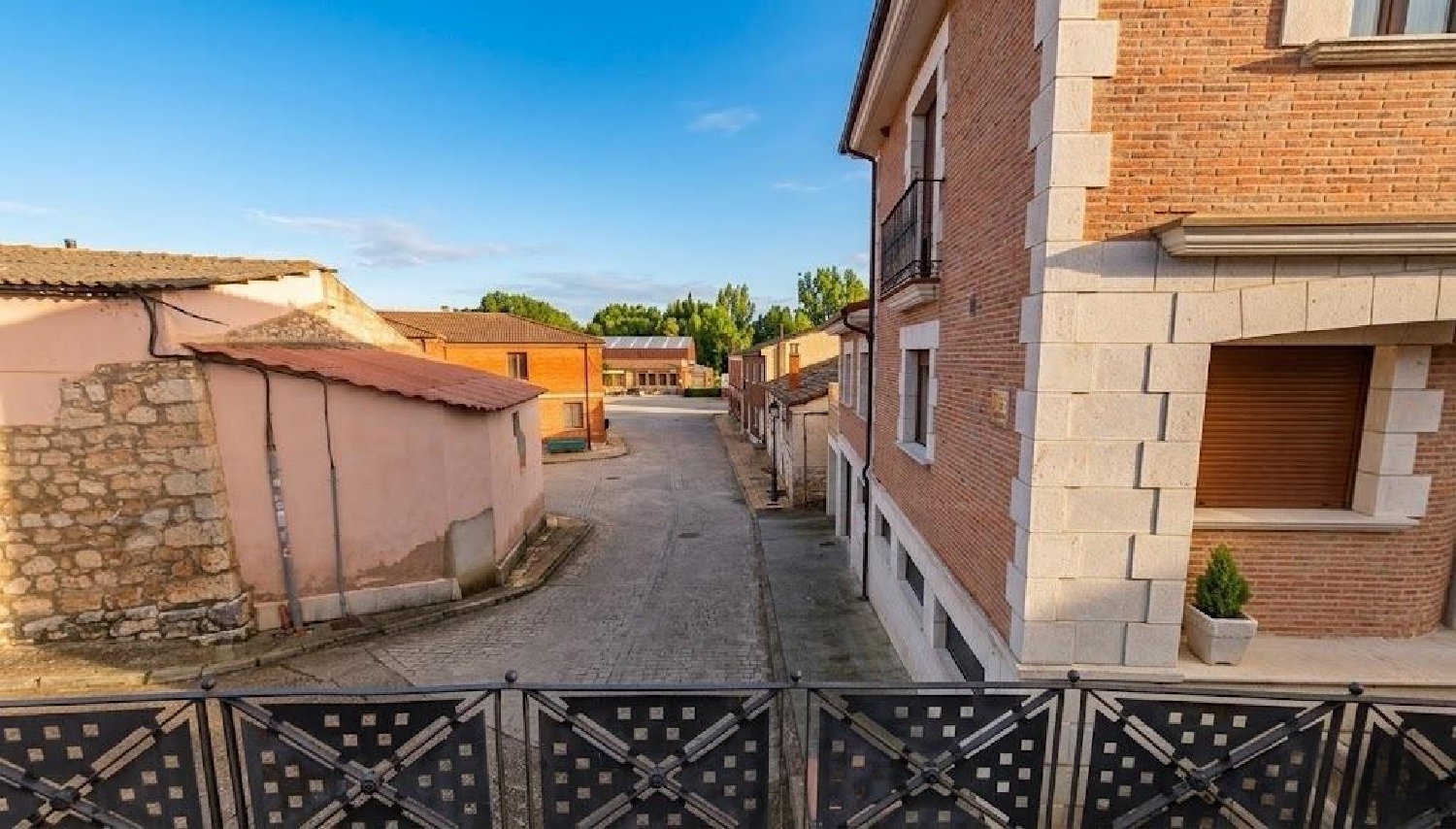  for sale terraced house Escabia Noya 5
