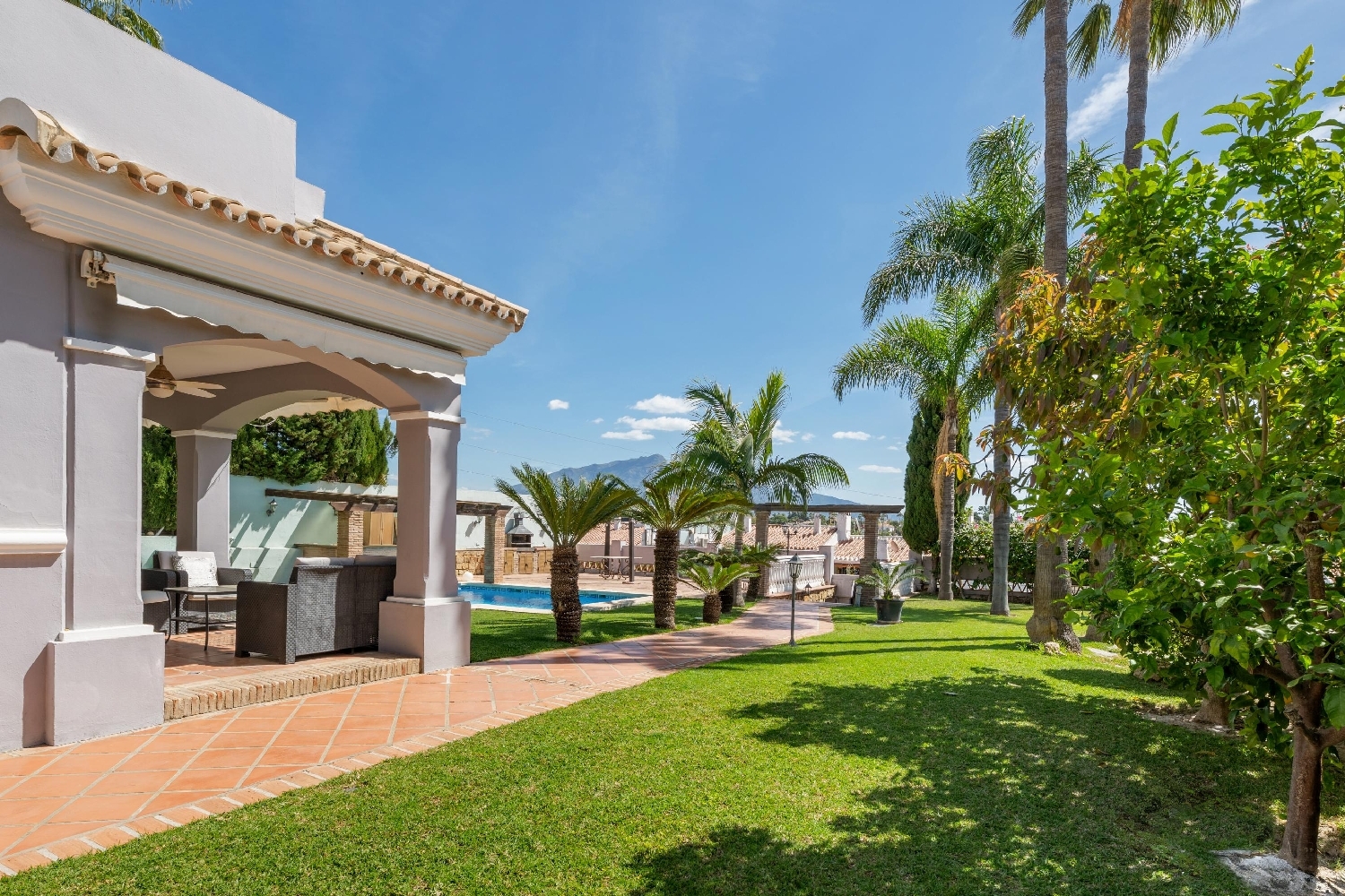te koop villa Estepona Costa Del Sol Occidental 4