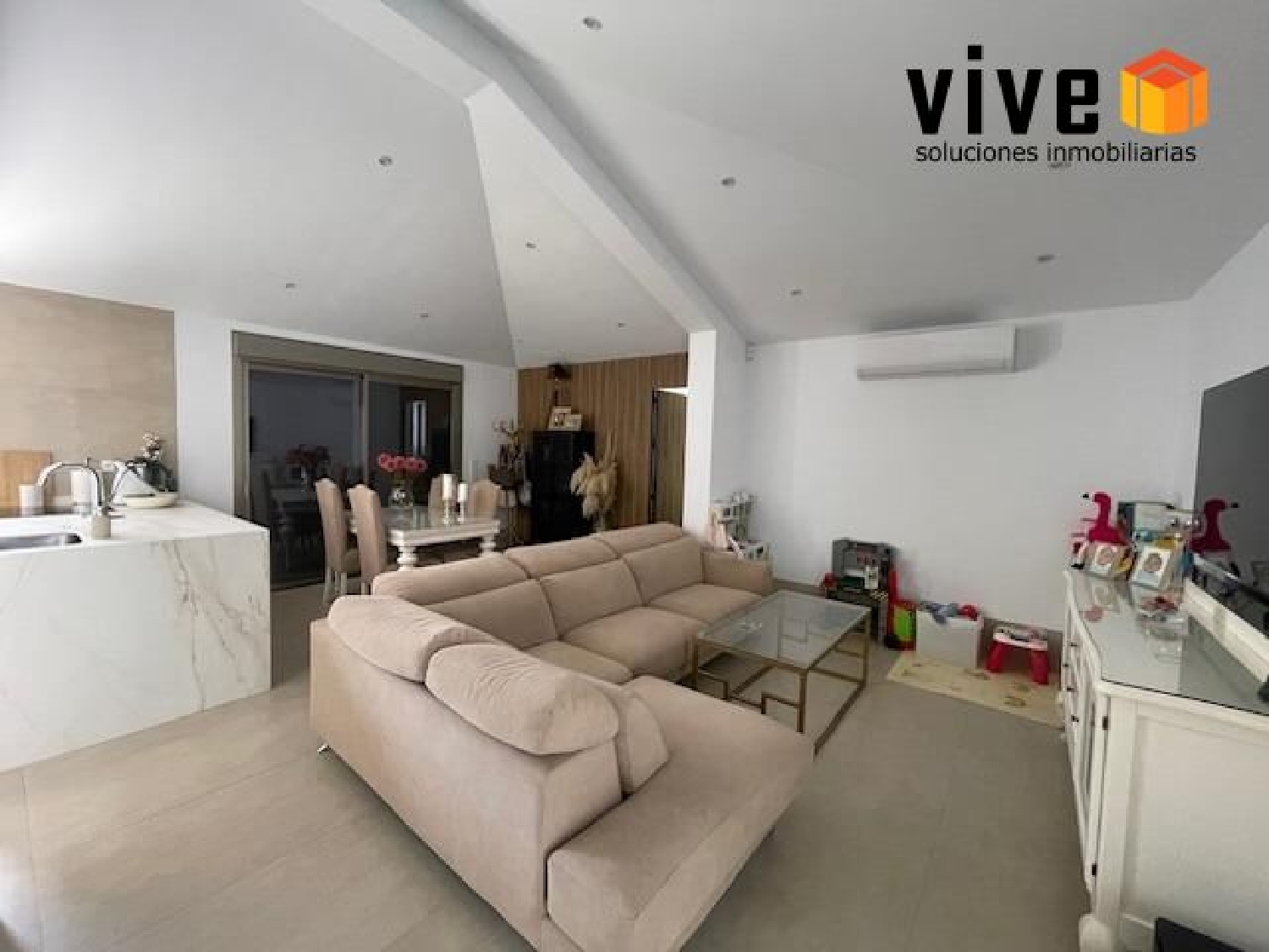  te koop villa Palomares Del Río Metropolitana De Sevilla 3