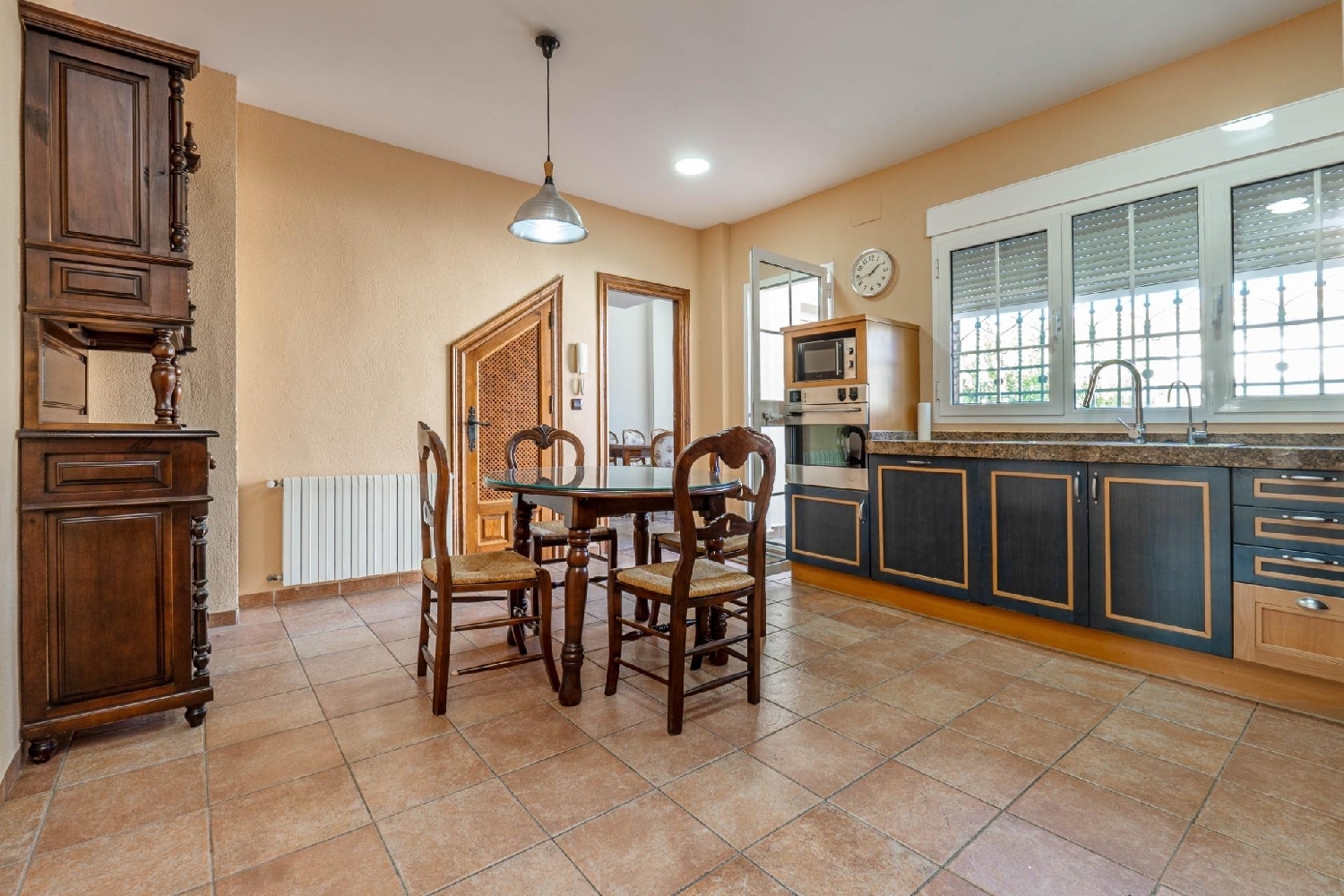  for sale villa Santa Fe Vega De Granada 3