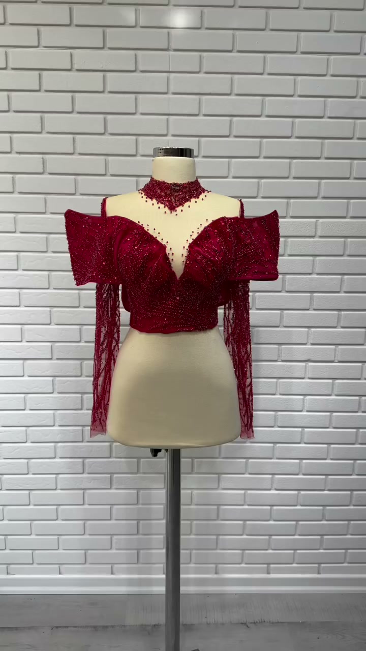 White Podium beden modeli 2026-25