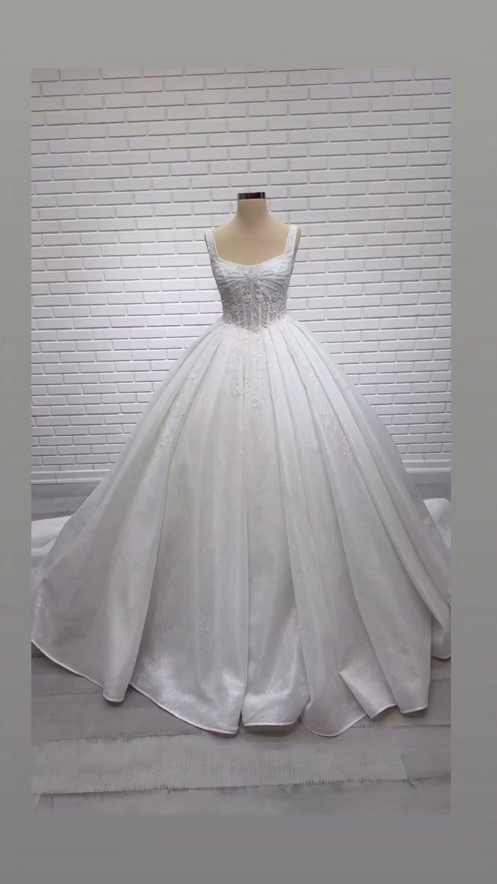 White Podium gelinlik modeli 2026-98