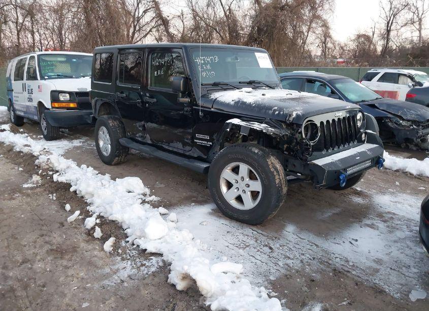 Main photo of 2017 JEEP WRANGLER UNLIMITED SPORT 4X4 with VIN 1C4BJWDG3HL574019