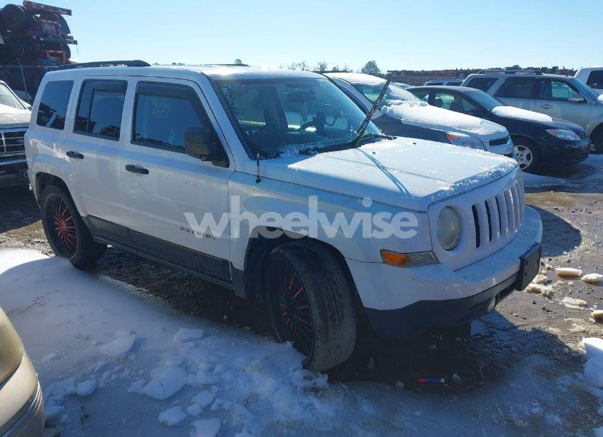 Photo of JEEP PATRIOT SPORT