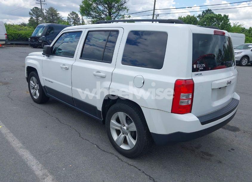 Thumbnail 5 of 2016 JEEP PATRIOT SPORT