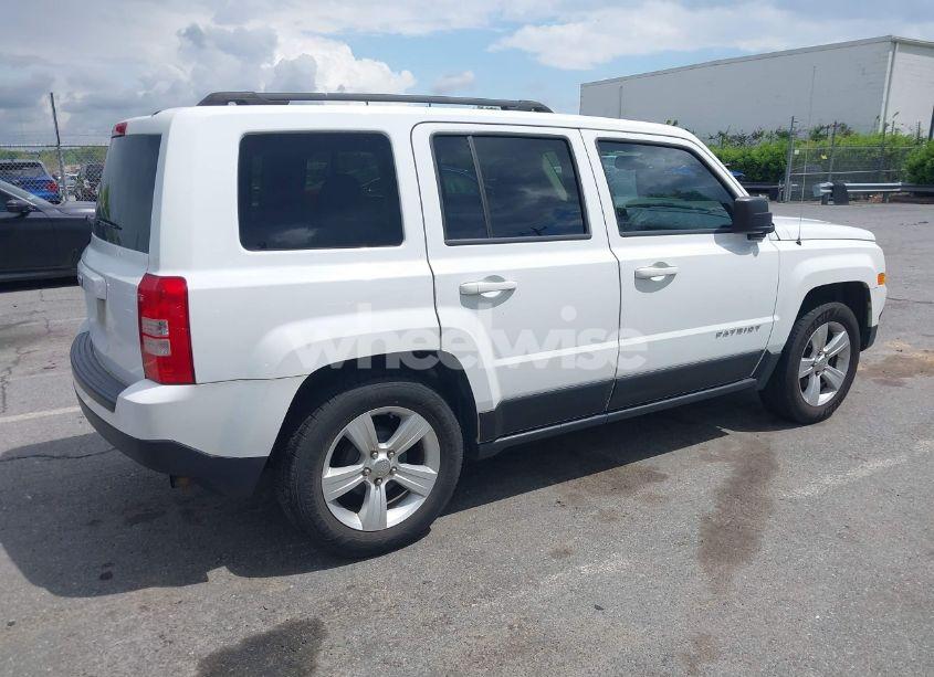 Thumbnail 6 of 2016 JEEP PATRIOT SPORT
