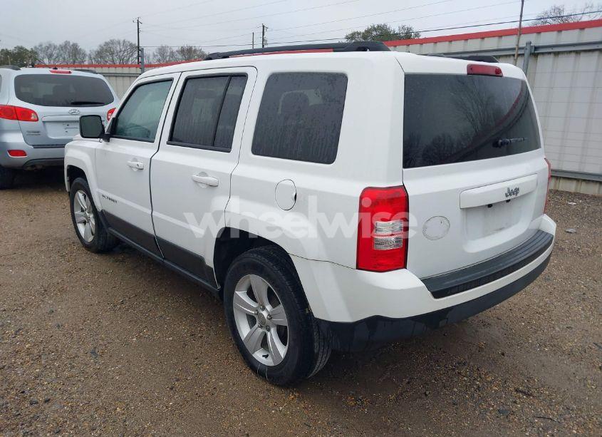 Thumbnail 5 of 2016 JEEP PATRIOT SPORT