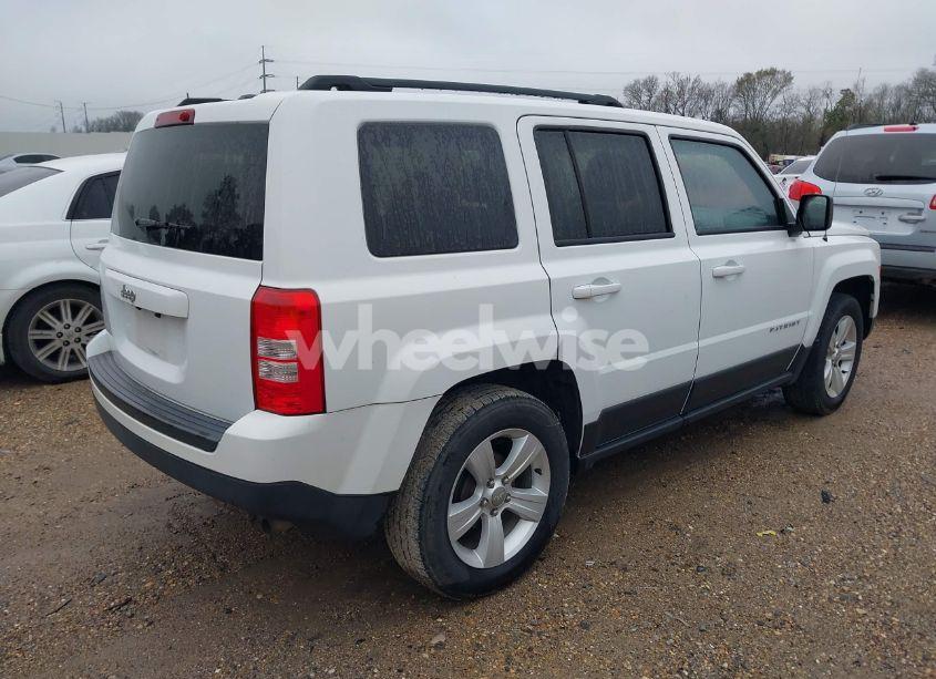 Thumbnail 6 of 2016 JEEP PATRIOT SPORT