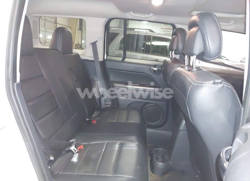 Thumbnail 12 of 2016 JEEP PATRIOT HIGH ALTITUDE EDITION