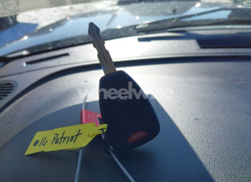 Thumbnail 3 of 2016 JEEP PATRIOT HIGH ALTITUDE EDITION