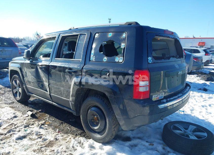 Thumbnail 10 of 2016 JEEP PATRIOT HIGH ALTITUDE EDITION