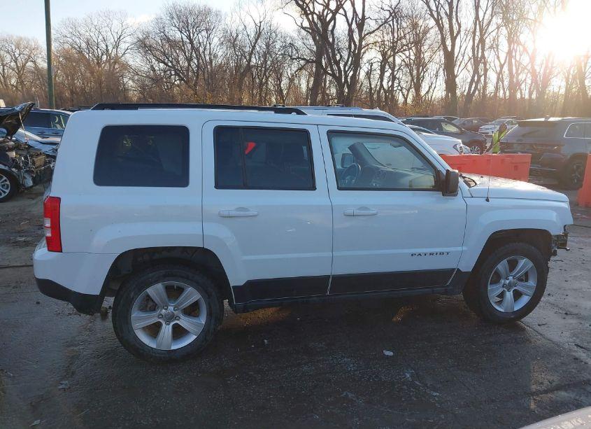 Thumbnail 6 of 2012 JEEP PATRIOT SPORT