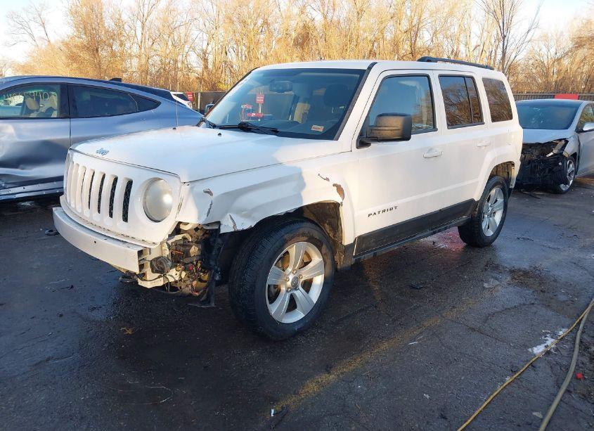 Thumbnail 10 of 2012 JEEP PATRIOT SPORT
