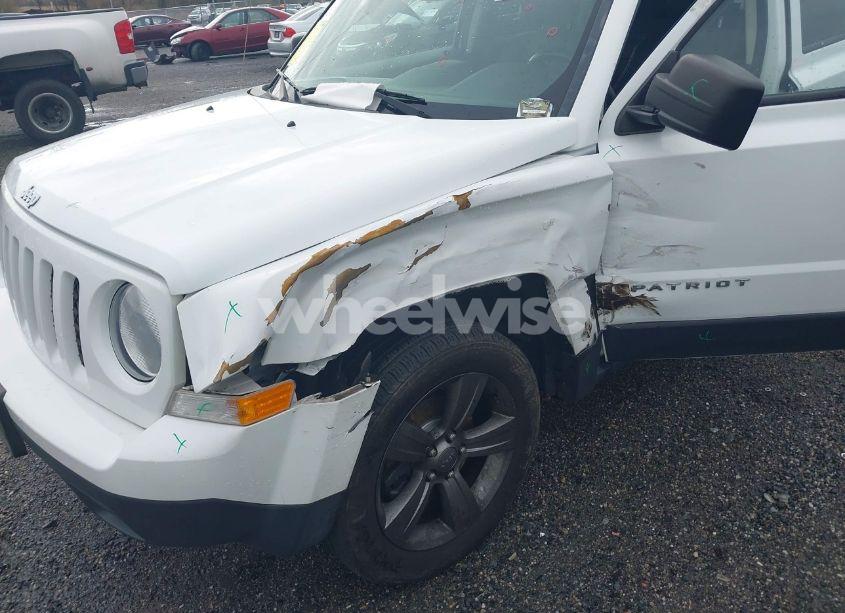 Thumbnail 8 of 2015 JEEP PATRIOT HIGH ALTITUDE EDITION