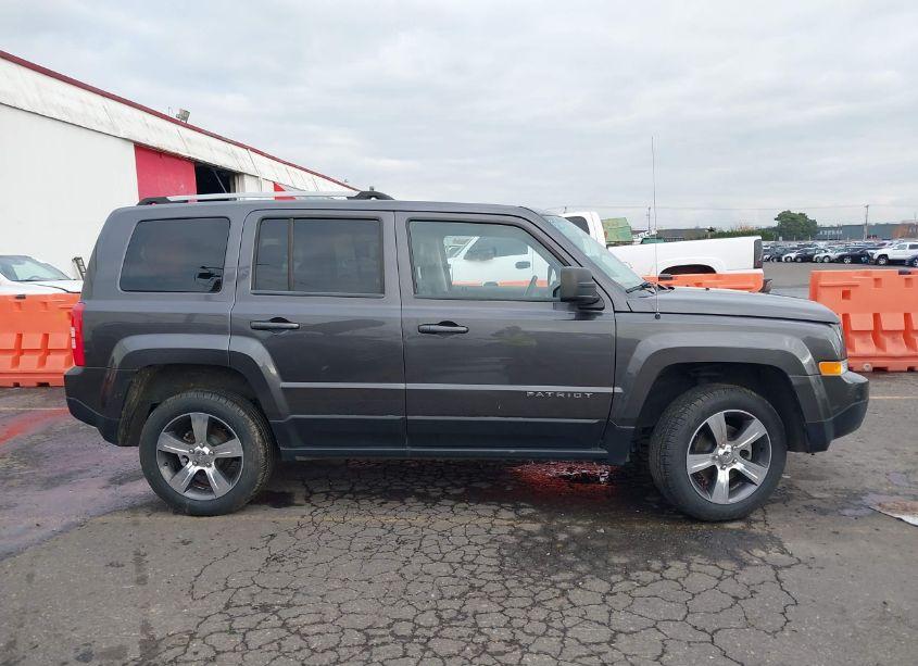 Thumbnail 5 of 2016 JEEP PATRIOT HIGH ALTITUDE EDITION