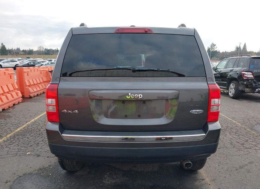 Thumbnail 8 of 2016 JEEP PATRIOT HIGH ALTITUDE EDITION