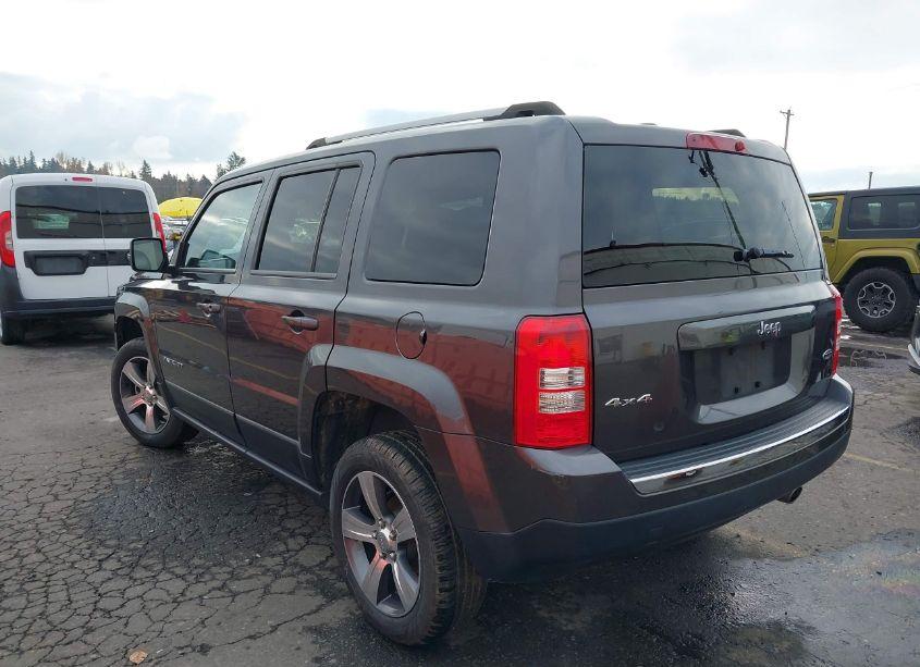 Thumbnail 10 of 2016 JEEP PATRIOT HIGH ALTITUDE EDITION