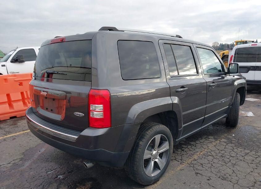 Thumbnail 11 of 2016 JEEP PATRIOT HIGH ALTITUDE EDITION