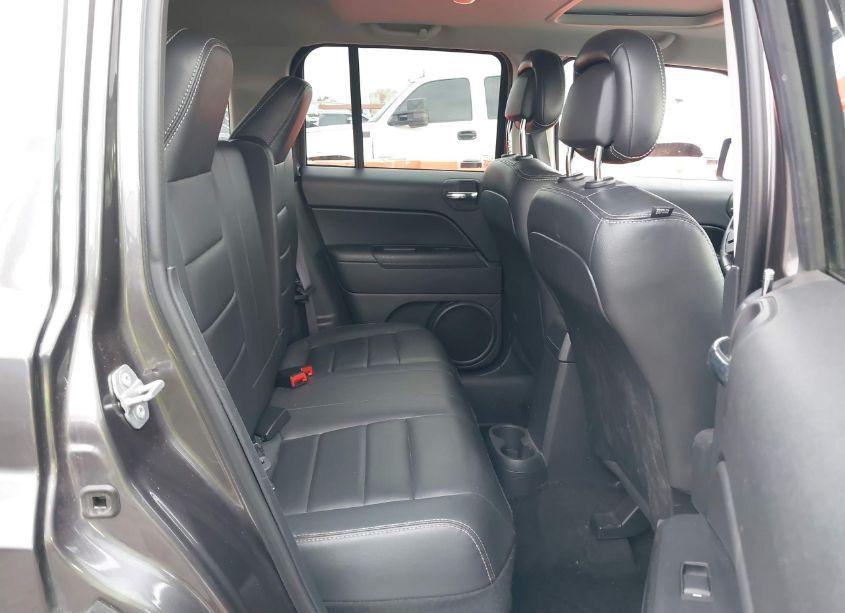 Thumbnail 15 of 2016 JEEP PATRIOT HIGH ALTITUDE EDITION