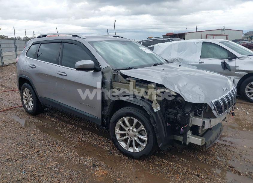 Photo of JEEP CHEROKEE LATITUDE FWD