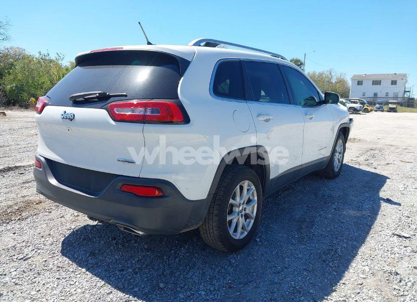 Thumbnail 14 of 2015 JEEP CHEROKEE LATITUDE