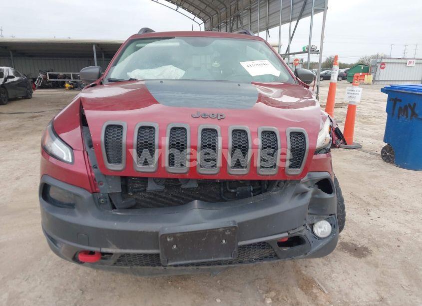 Thumbnail 4 of 2016 JEEP CHEROKEE TRAILHAWK