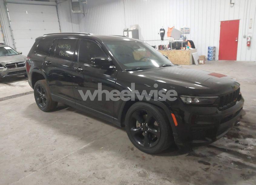 Main photo of 2021 JEEP GRAND CHEROKEE L ALTITUDE 4X4 with VIN 1C4RJKAG0M8137877