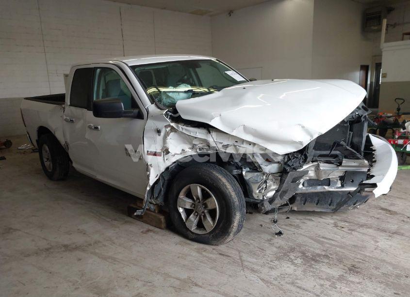 Main photo of 2016 RAM 1500 SLT with VIN 1C6RR7GTXGS384302