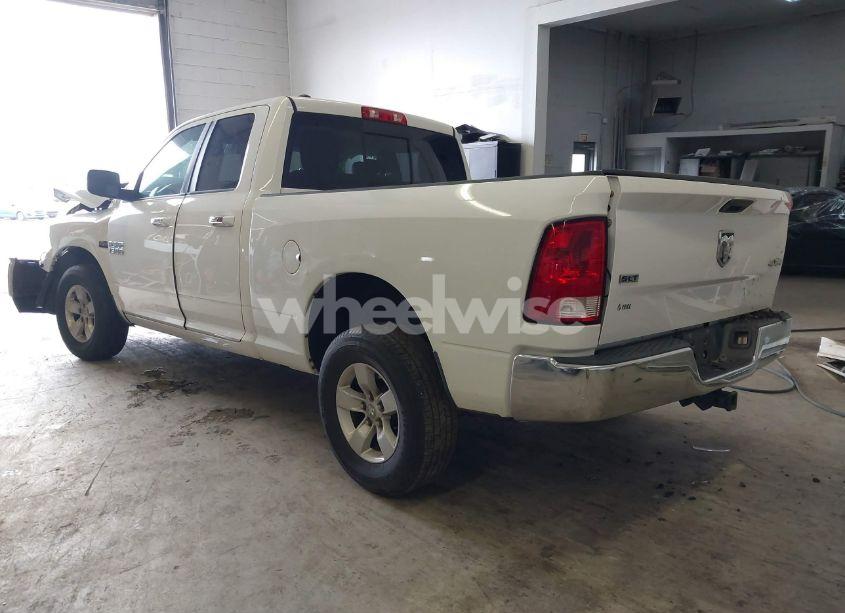 Thumbnail 13 of 2016 RAM 1500 SLT