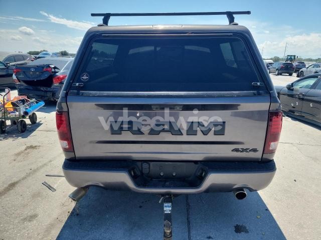 2018 RAM 1500 SPORT