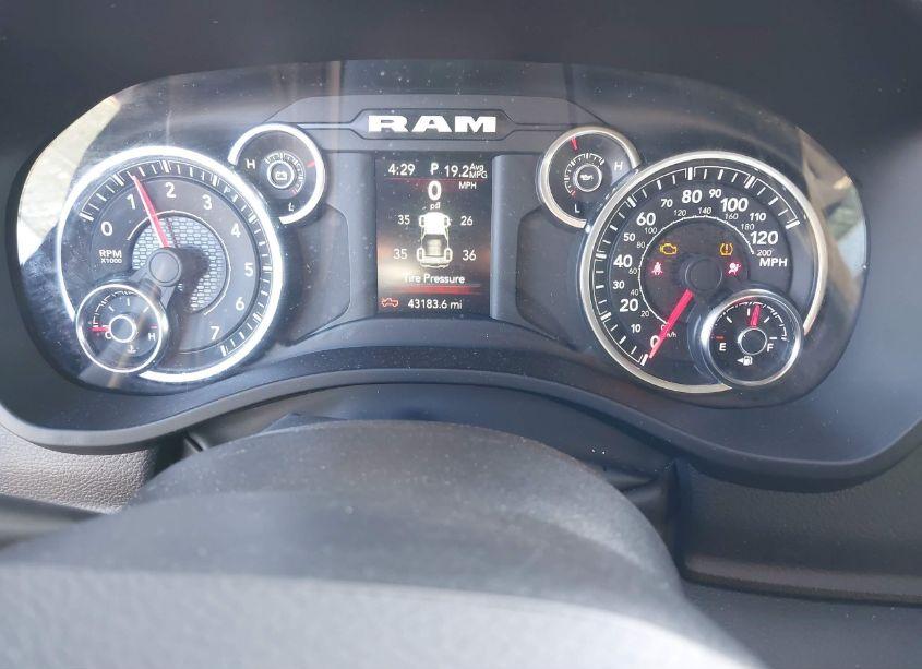 Thumbnail 14 of 2023 RAM 1500 BIG HORN 4X2 5'7 BOX