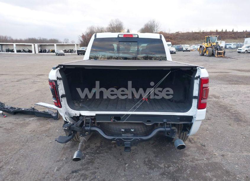 Thumbnail 9 of 2020 RAM 1500 LARAMIE 4X4 5'7 BOX