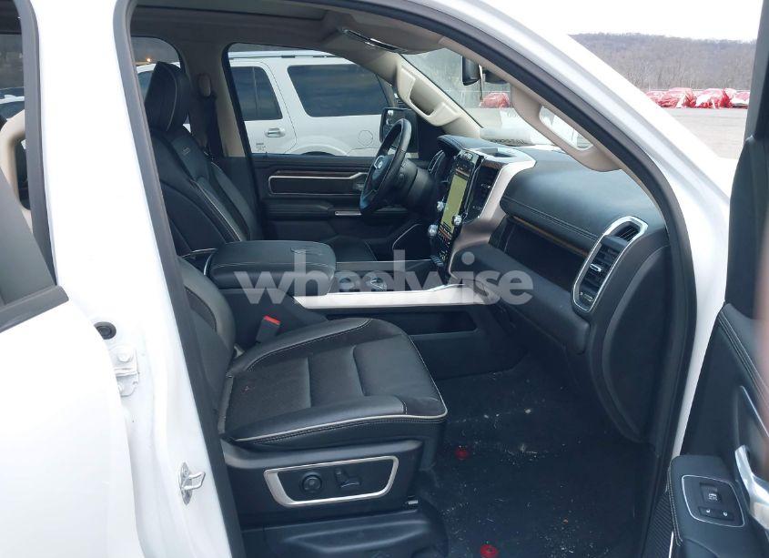 Thumbnail 13 of 2020 RAM 1500 LARAMIE 4X4 5'7 BOX