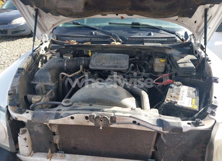 Thumbnail 2 of 2005 DODGE DAKOTA ST