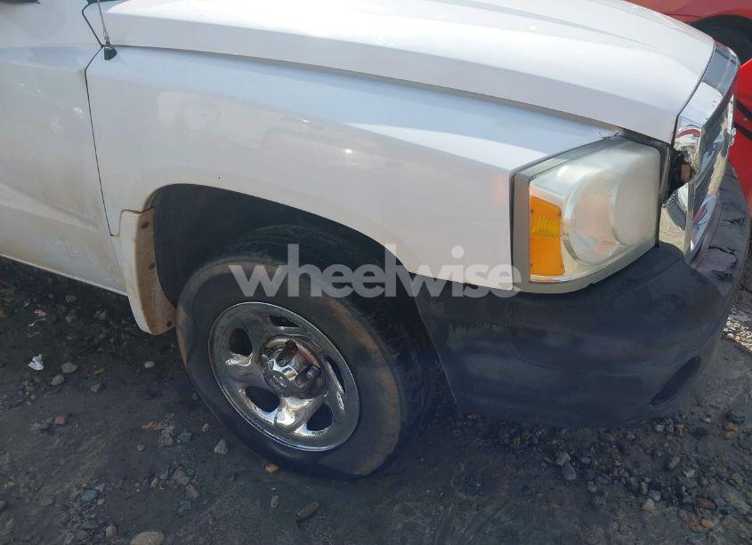 Thumbnail 6 of 2005 DODGE DAKOTA ST