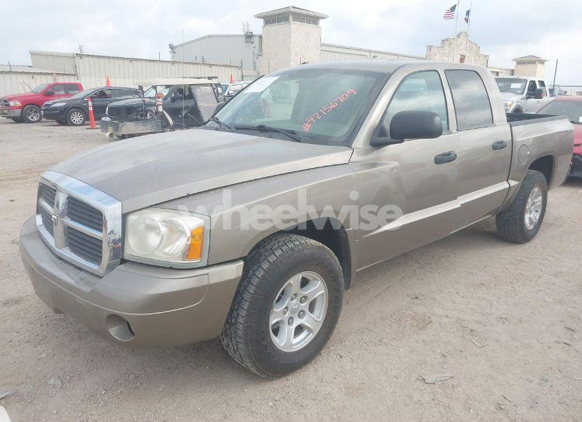 Thumbnail 4 of 2006 DODGE DAKOTA SLT