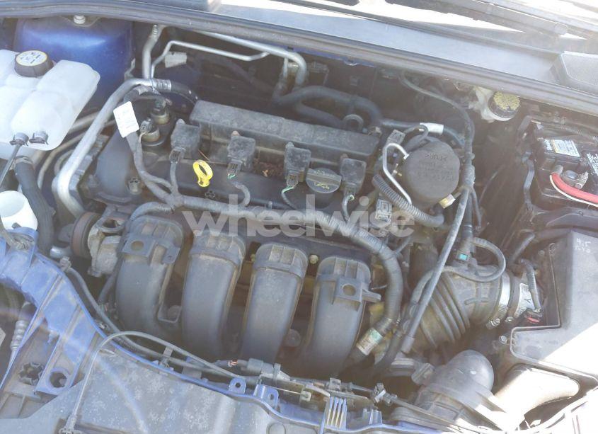 Thumbnail 2 of 2012 FORD FOCUS SE