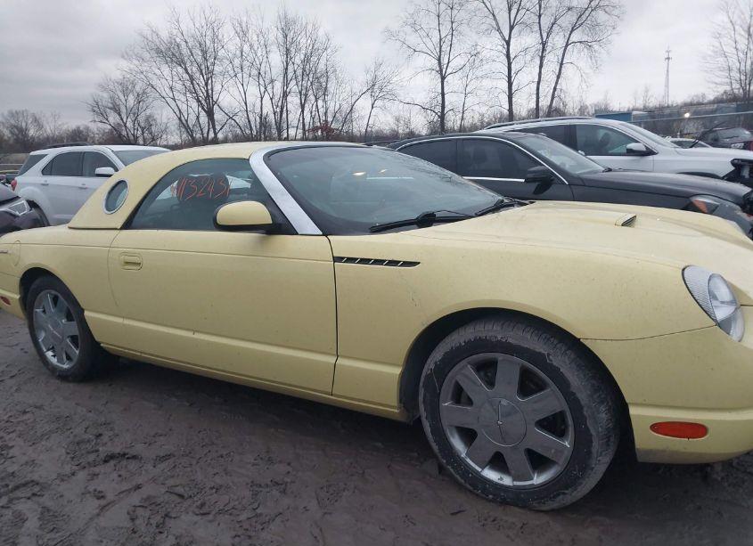2002 Ford Thunderbird