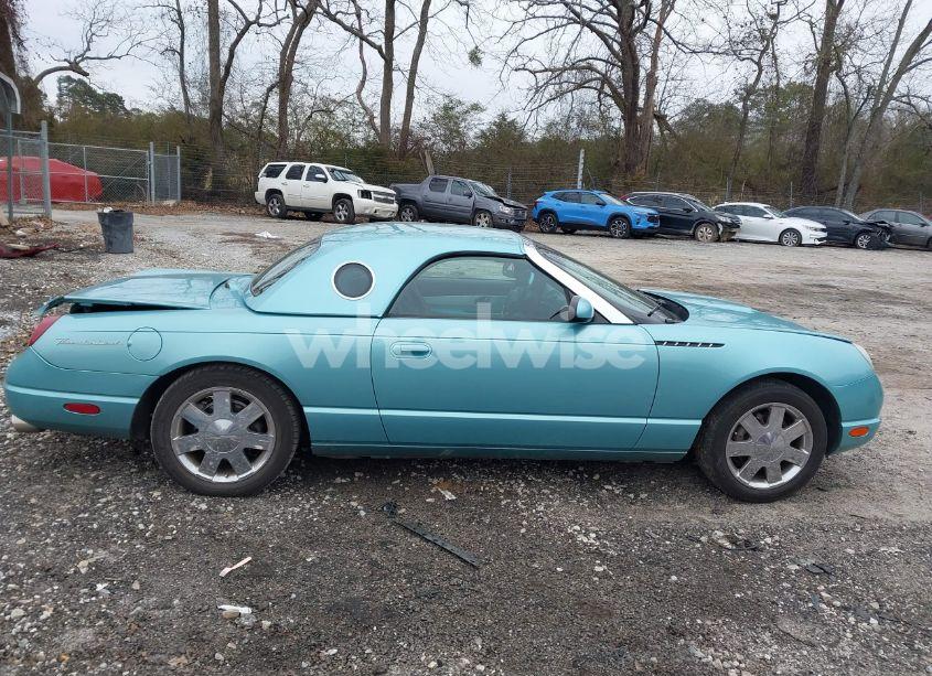 2002 Ford Thunderbird