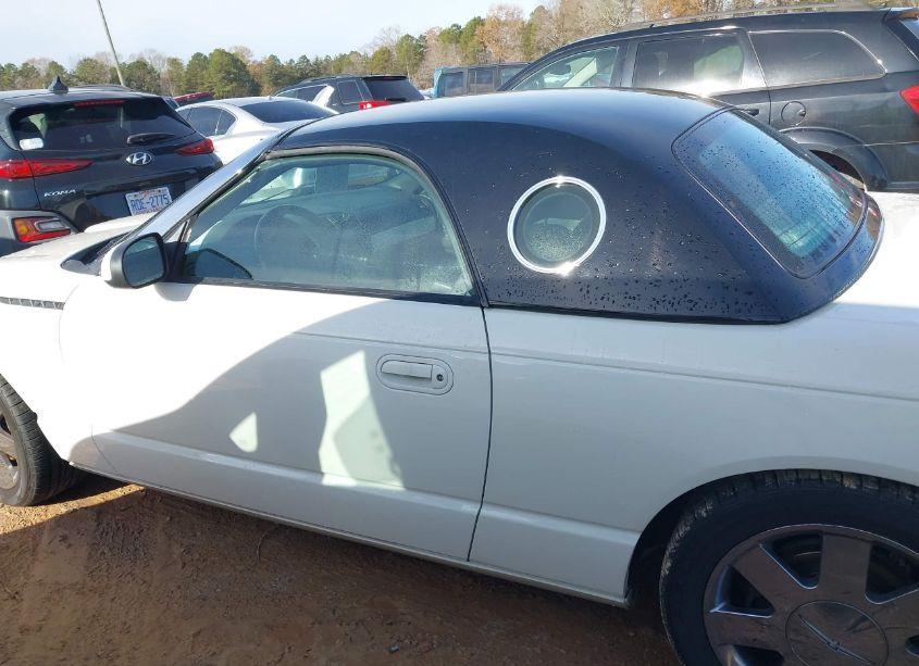 2002 Ford Thunderbird