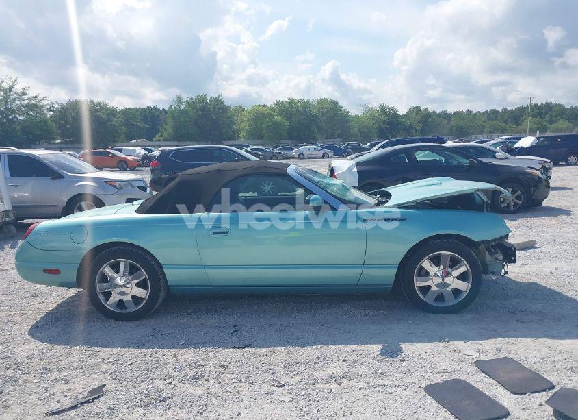 2003 Ford Thunderbird