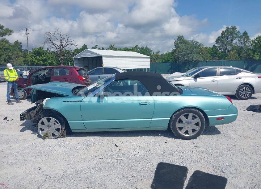 2003 Ford Thunderbird