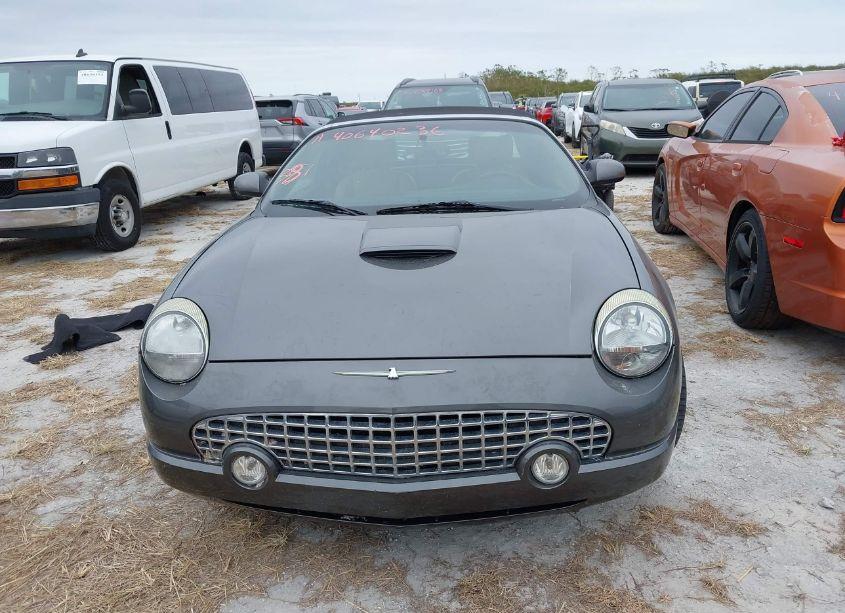 2003 Ford Thunderbird