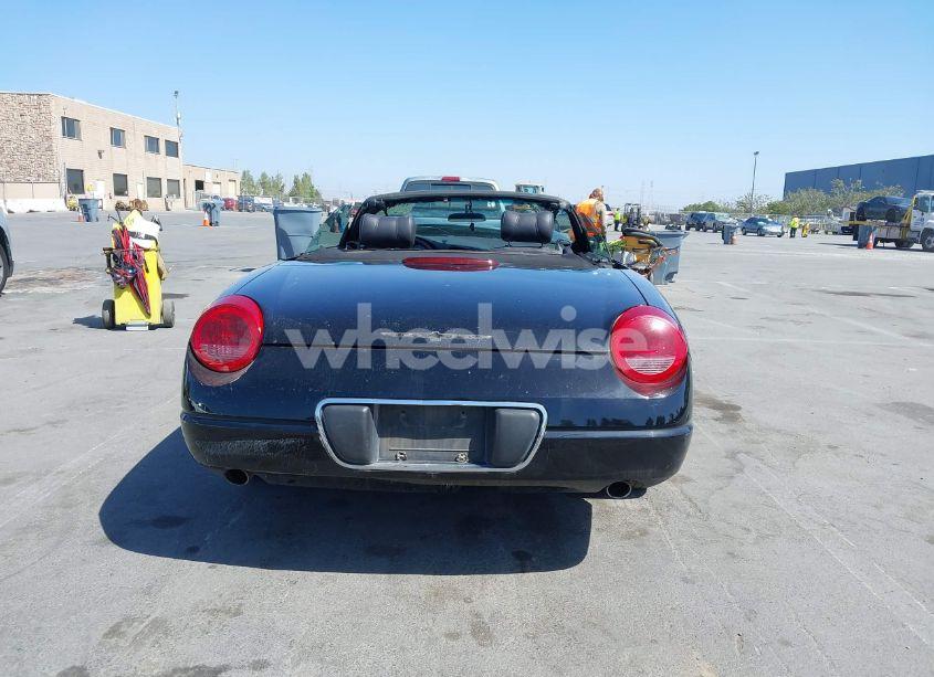 2002 Ford Thunderbird