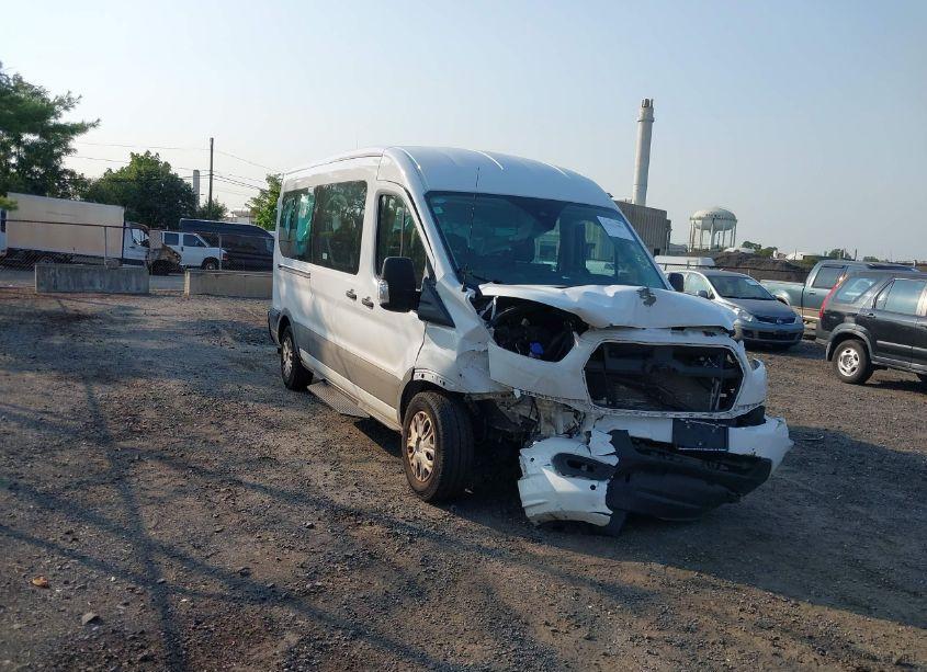 Photo of FORD TRANSIT-350 PASSENGER VAN XLT