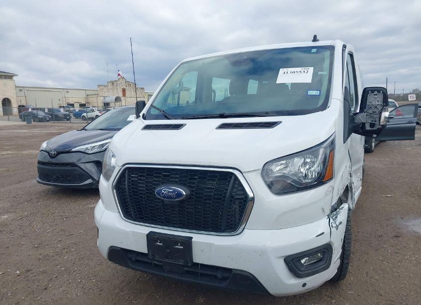 Thumbnail 4 of 2024 FORD TRANSIT-350 PASSENGER VAN XLT