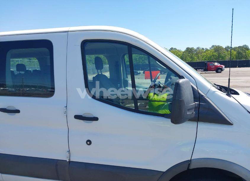 Thumbnail 10 of 2015 FORD TRANSIT-350 XLT
