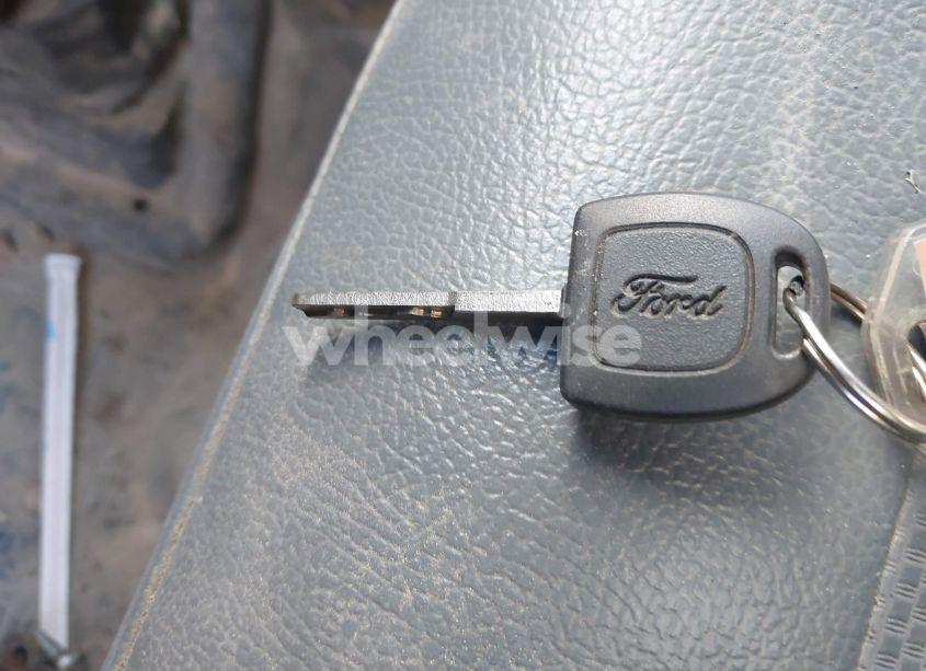 Thumbnail 2 of 2023 FORD F-750 DIESEL